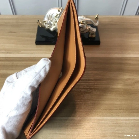 WIS MULTIPLE LOUIS VUITTON WALLET 0811